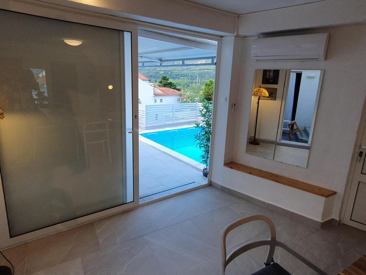 Villa Carmen Draga Bašćanska Exterior foto